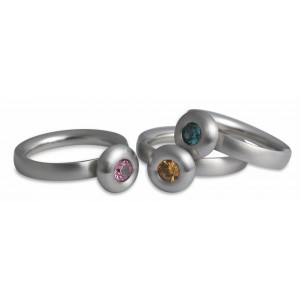 PUR classic ring 1 nr. 002 staal met Padparadja kleurige steen, ringmaat 54 , geen verwisselbare scheen - 208148