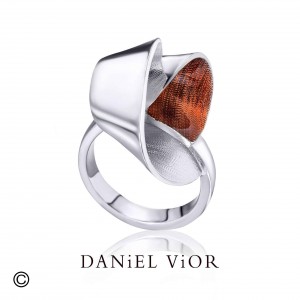 Daniel Vior,zilveren ring, geelverguld, Espiral, oranje-rood emaille - 209413