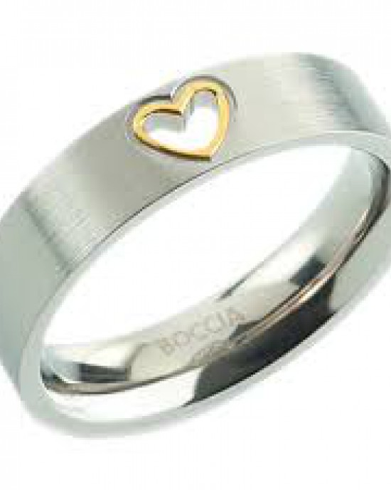 Boccia bicolor titanium ring voorzien van een open hartje en een goudkleurig randje - 209284