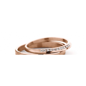 14 krt roségoudkleurige Ines Bouwen voorbeeldring handgesmeed, model 40_12  ca 1,9 mm breed en verfraaid met 12 briljant geslepen diamanten totaal 0,08 ct F/VS1 - 213285