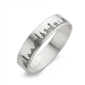 Zilveren massieve Breda Skyline bangle, welke met de hand is gesmeed, by Nol - 212684