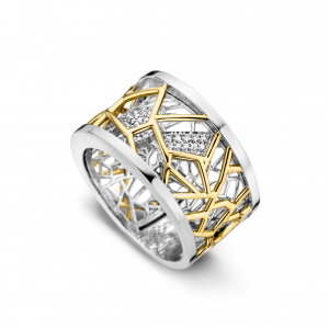 een 14 karaats geel- en witgouden fantasie ring met pavé gezet briljant in een giraffe struktuur - 213830