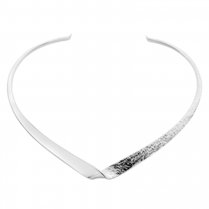 zilveren Nol spang handgesmeed open en gedraaid model waarvan 1 helft onder hamerslag , doorsnede ca 13,5 cm , AG99070.10OH - 214628