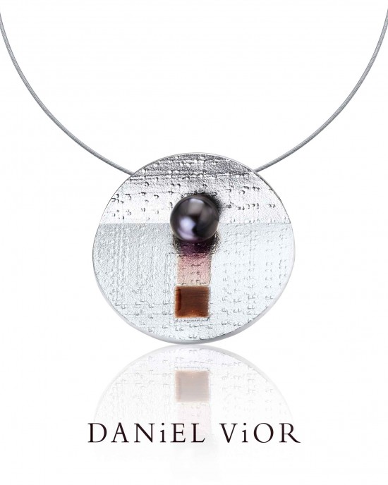 Daniel Vior hanger, gerhodineerd zilver, Pireno met zwarte parel en bruin emaille - 214584