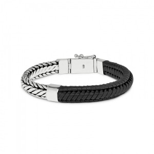 silk armband, bestaande uit een gedeelte geoxydeerd zilver en een stuk zwart leer, voorzien van een insteekveer en veiligheidsachtje - 215013