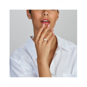 zilveren fantasie ring gerhodineerd met ribbelmotief 8 mm breed bij de kop - 215174