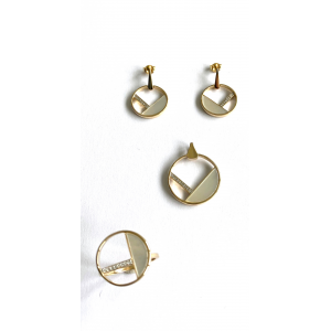 eNGi collections  ring in 14 krt. geelgoud met parelmoer en 0.03 crt. briljant in art-deco stijl - 11111371