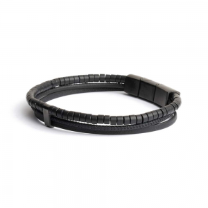 Gemini triplux 3 rijige armband, zwart Italiaans leder en onyx cilinder geslepen. Voorzien van een zwart gecoatte sluiting op M-L - 11112069