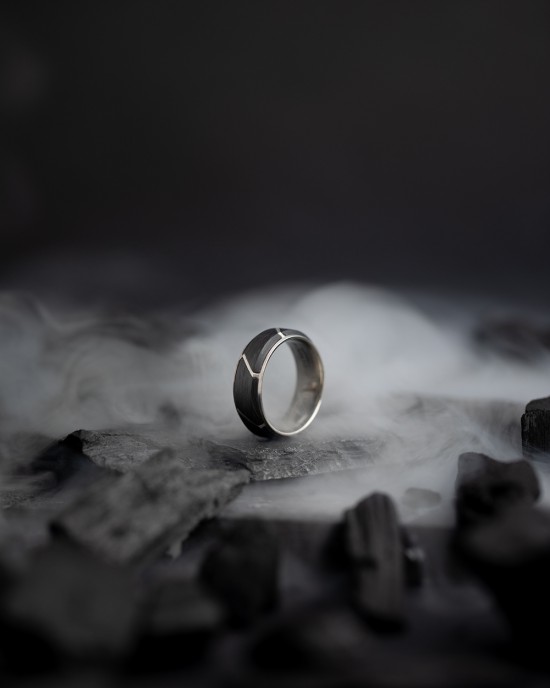 Gemini Carus silver ring; titanium met ingelegt carbon - 11112089