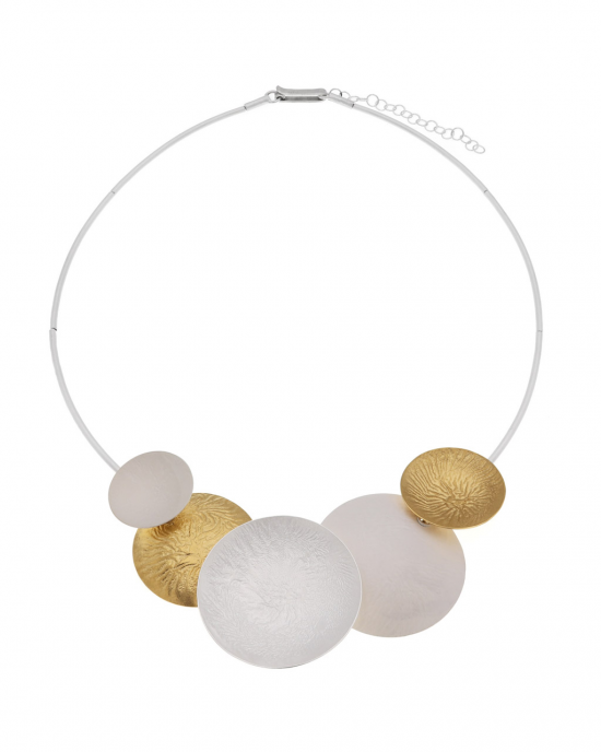 zilver collier met 5 schijven waarvan 2 schijven verguld en allen bewerkt, met verlengschakels op 43-48 cm - 11112358