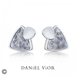 zilveren Daniel Vior oorstekerclips, model Eucalipto, driehoekige vormenmat-poli - 11114665