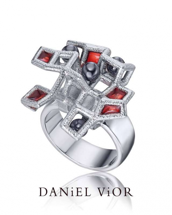 zilveren Daniel Vior fantasie ring, model Tabulita, kubusvormen,  mat, verfraaid met rood emaille en hematiet - 11114668