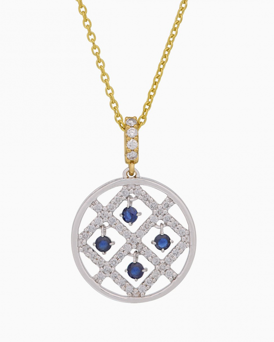 een 18 karaats geelgouden collier met daaraan een ronde hanger waarin 4 bewegende blauw safieren en een raster met briljant geslepen diamanten. lengte 42-45 cm - 11115566