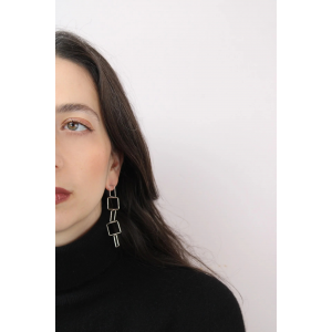 Yoko Takirai handgemaakt oorsieraden, Square, 5 zilveren vierkante vormen, zilveren ronde buizen naar beneden hangend, strakke vormen - 11115572