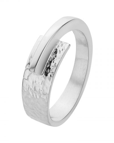 Zilveren NOL ring handgesmeed, gladde brede baan onder folie gezet, welke eindigt in een smallere gepolijste gedeelte bovenop de ring, model AG10127-7-OF - 11115730