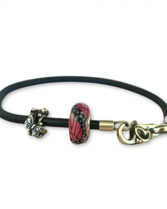 Zilveren Trollbeadsarmband compleet bestaande uit leren ar,band, hart sluiting,zilveren vlinder kraal en glazen vlinderkraal blauw. Speciale set - 11115753