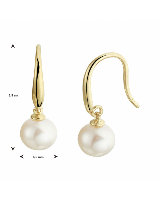 14k Geelgouden oorhangers uitgevoerd met een zoetwaterparel. De oorhangers hebben een totale hoogte van 1.8cm. De parel heeft een diameter van 6.5mm - 11115603